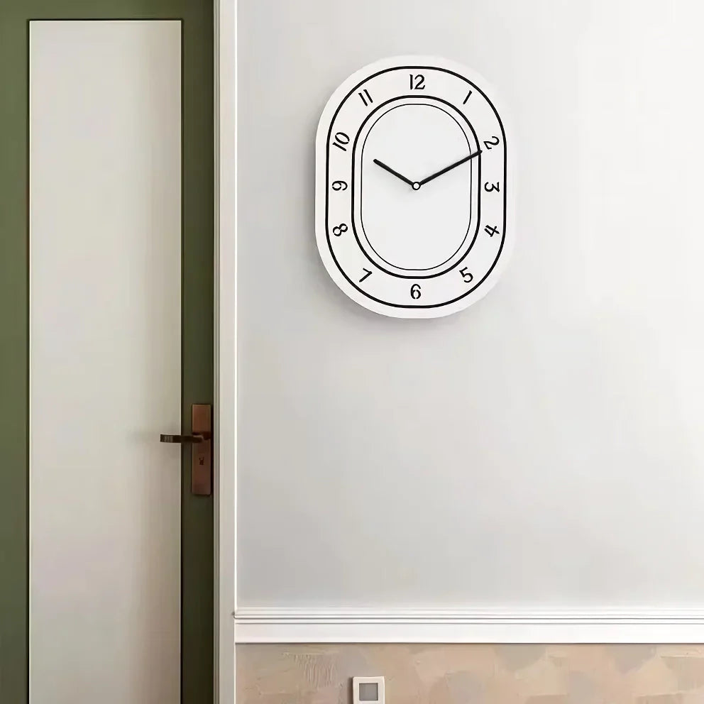 Skanto | Kreativ Minimalistisk Hvit Veggklokke