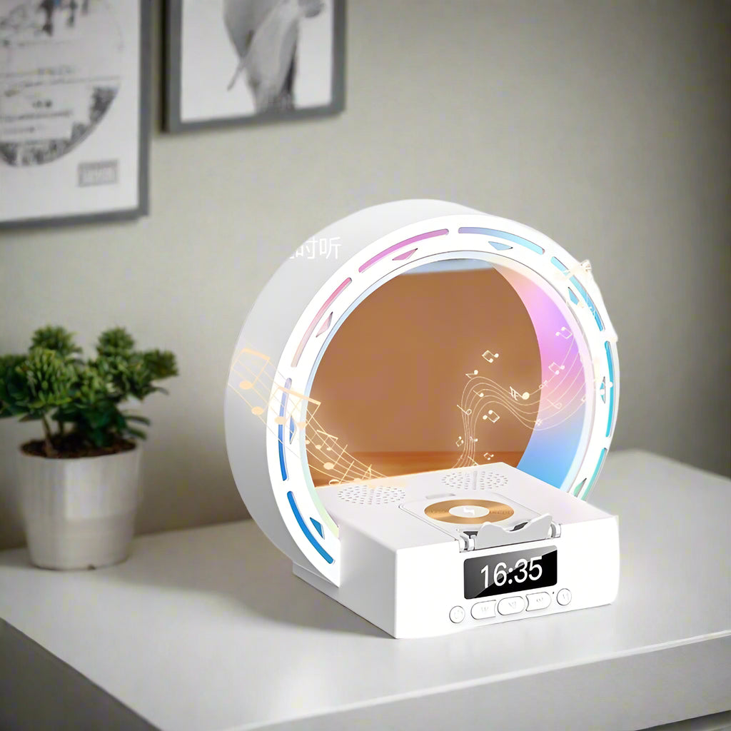 Skanto | 4-i-1 Bluetooth høyttalerlampe med ladepad og vekkerklokke