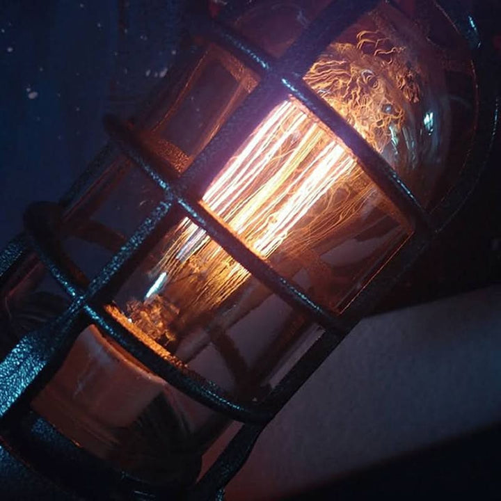 Skanto | Steampunk Rakett Bordlampe med Flamme Lys