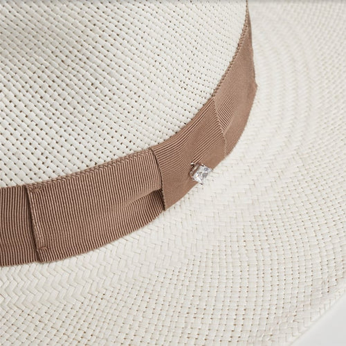 The Modern Classic Straw Hat in White | Skanto