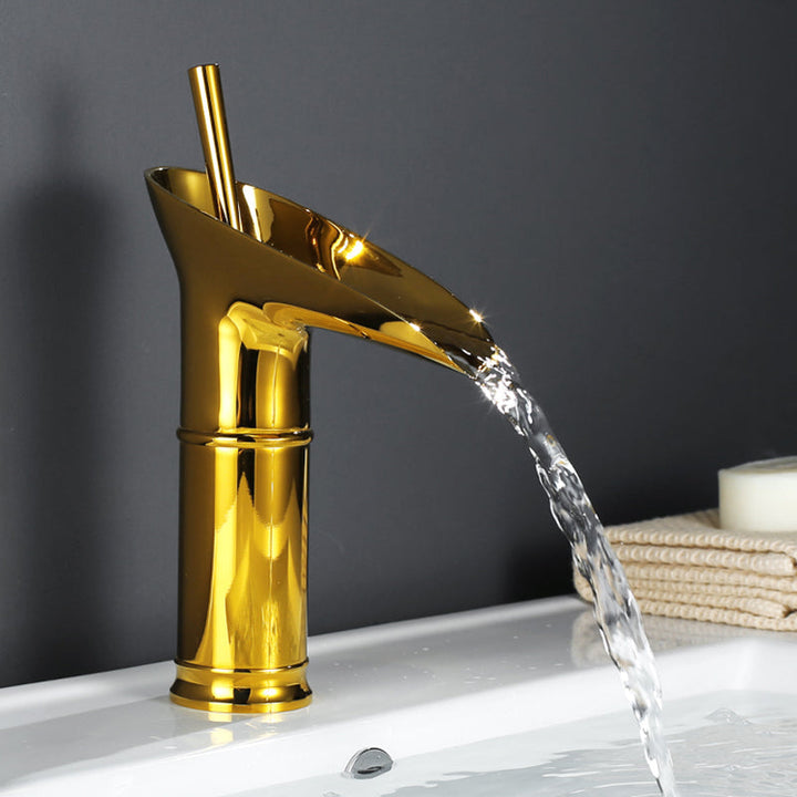 Skanto | CascadeFlow Luxe Vanntfall Basin Mixer Tap