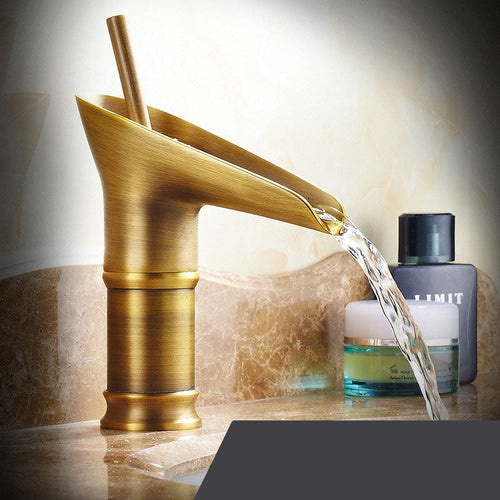 Skanto | CascadeFlow Luxe Vanntfall Basin Mixer Tap