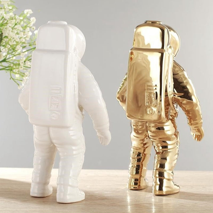 Skanto Astronaut Vase