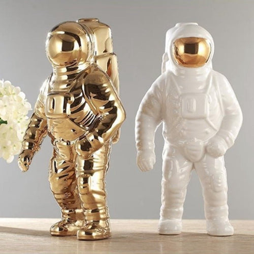 Skanto Astronaut Vase