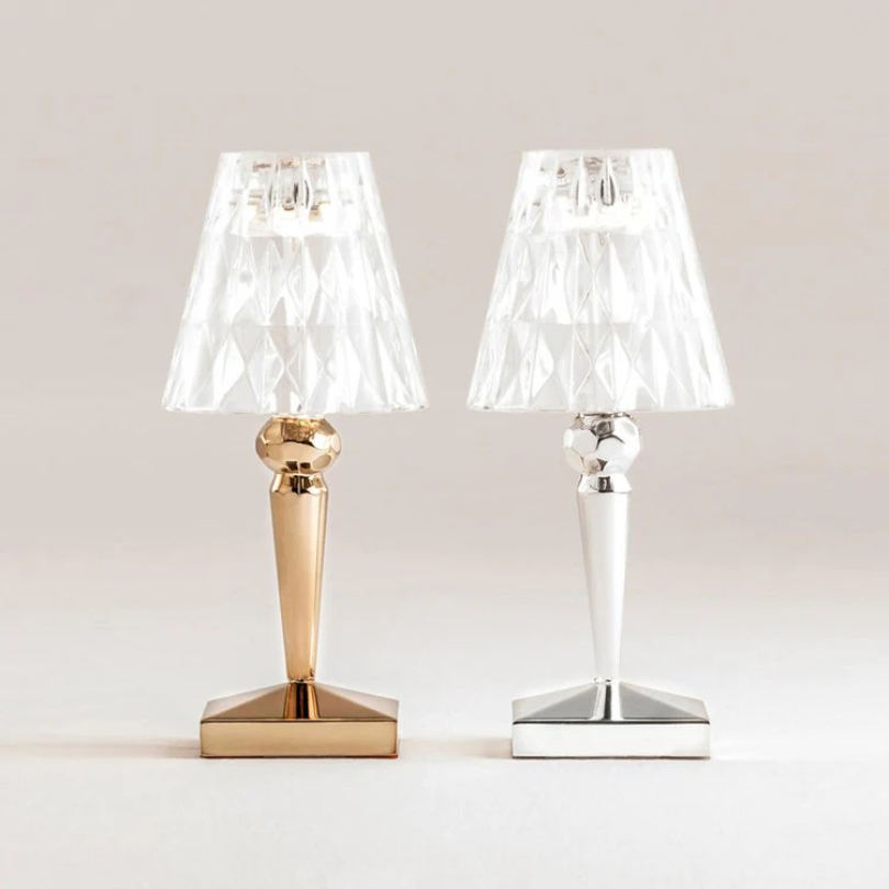 Skanto | Chic Bordlampe med Krystall Design - CrystalLuxe