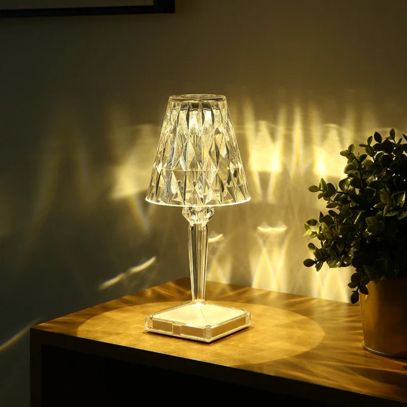 Skanto | Chic Bordlampe med Krystall Design - CrystalLuxe
