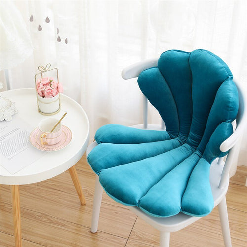 Skanto | Chic Velvet Shell Cushion - Luksuriøs og Stilig Pute for Stue, Soverom