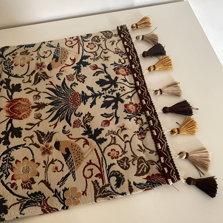 Skanto | EVERBLOOM LINENS – Elegant Duket med Blomster- og Fugl Jacquard Design