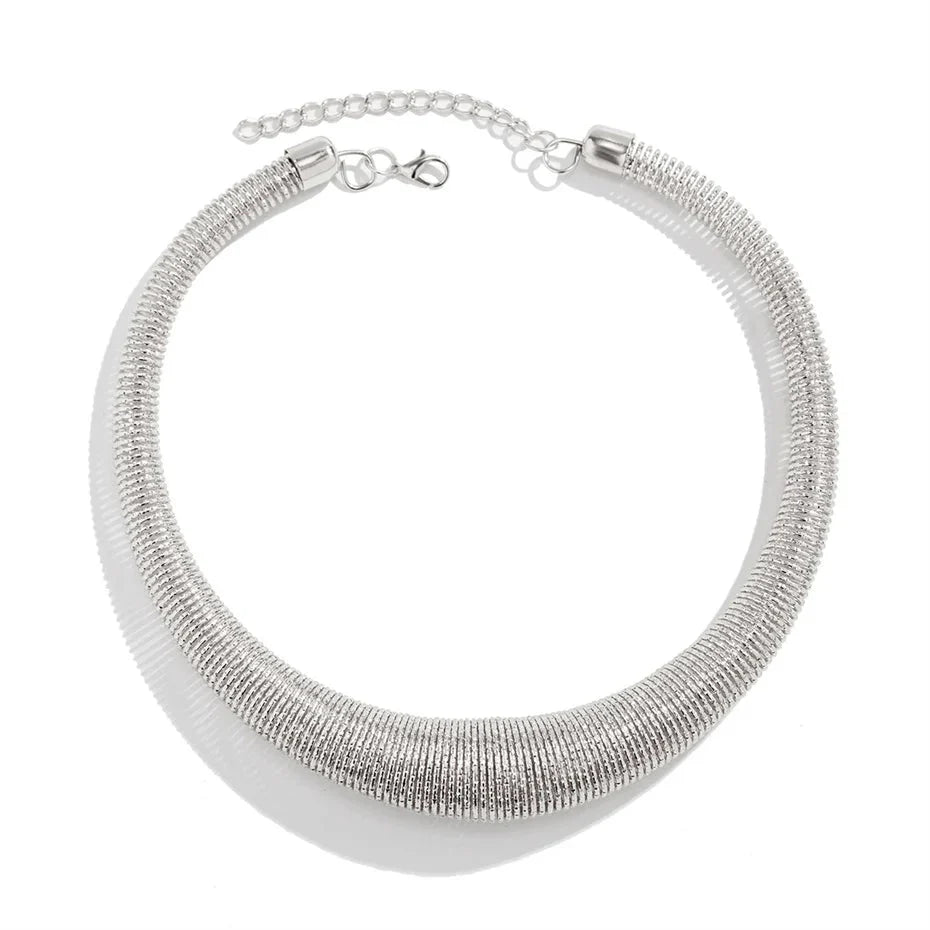 Skanto | Kclassisk Chunky Teksturert Choker Halskjede
