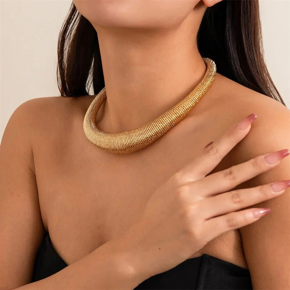 Skanto | Kclassisk Chunky Teksturert Choker Halskjede
