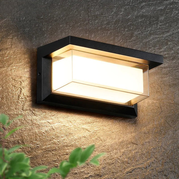 Moderne utendørs vegglampe for hage og terrasse | Skanto