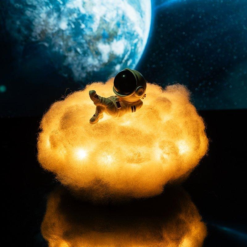 Skanto | Cloud Astronaut Lampe
