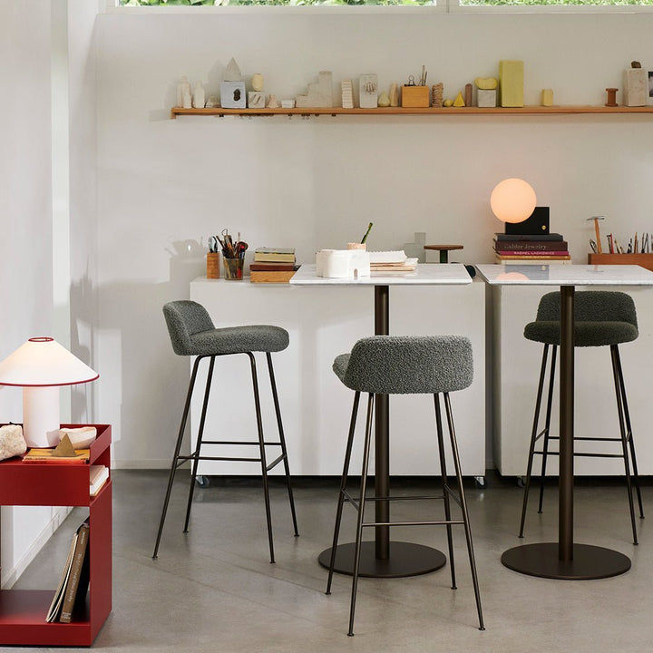 Bordlampe med tekstilskjerm – Lunara | Skanto