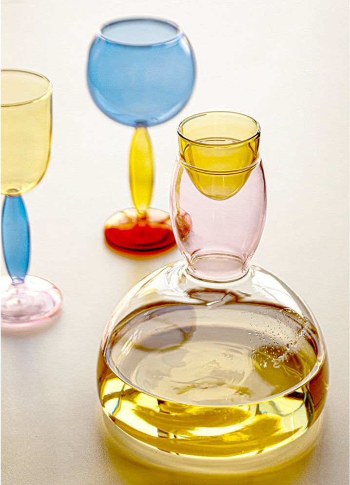 Beger og karaffel servert med glass fra Phillips