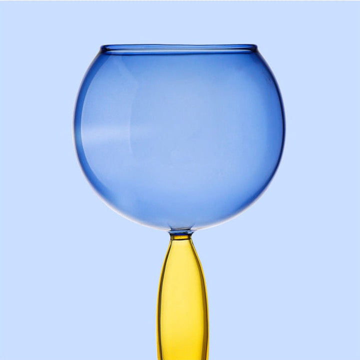 Beger og karaffel servert med glass fra Phillips