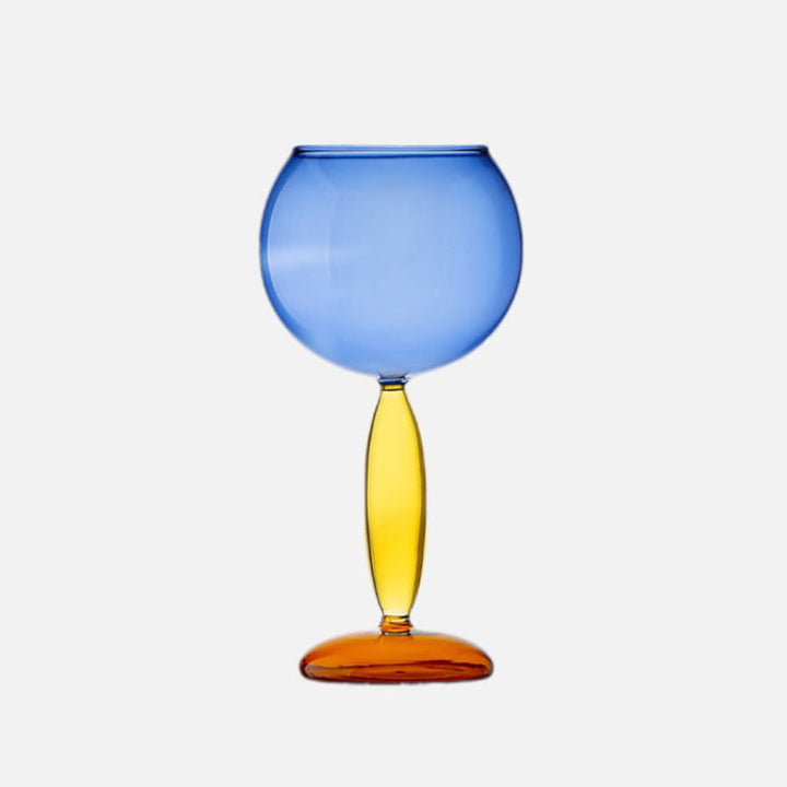 Beger og karaffel servert med glass fra Phillips