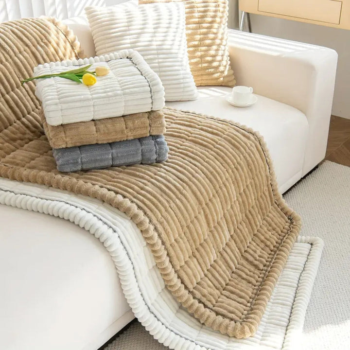 Skanto | Flanell Sofa Trekk Kviltet Design