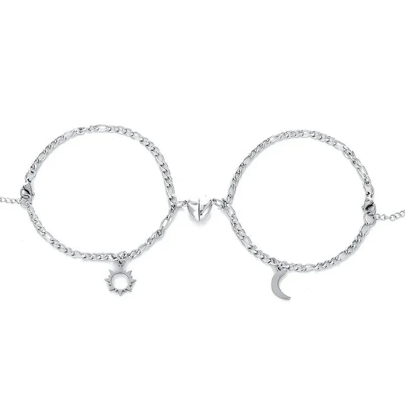 Skanto | Par Magnetisk Hjerte Sol & Måne Armbånd Sett