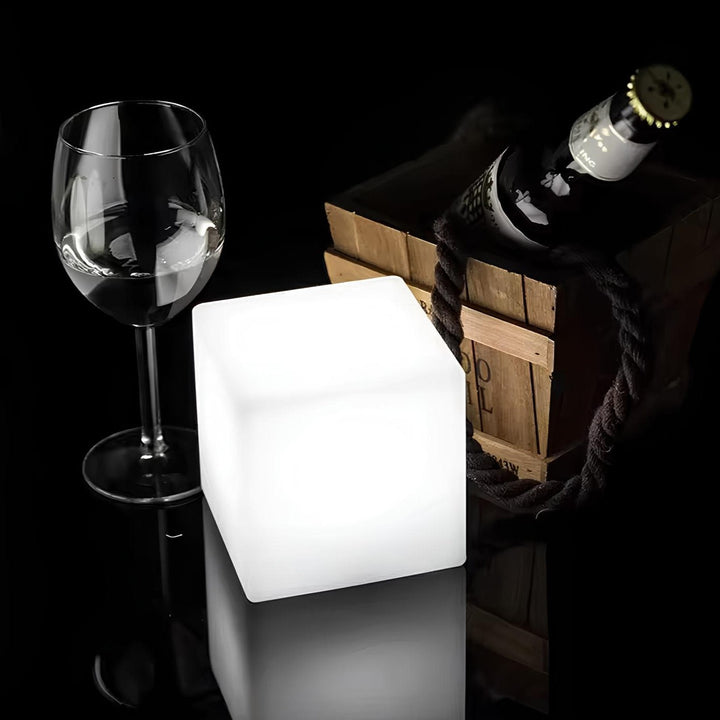 Skanto | Cube Hage Lys - LumaCube