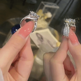 Skanto | 3-karats Super Flash Moissanite Ring