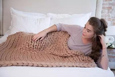 Skanto | Chunky Strikket Teppet