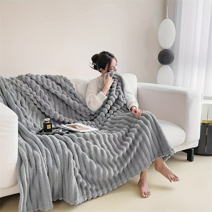 LuxeFleece – Elegant fransk stil teppe for Comfort Skanto