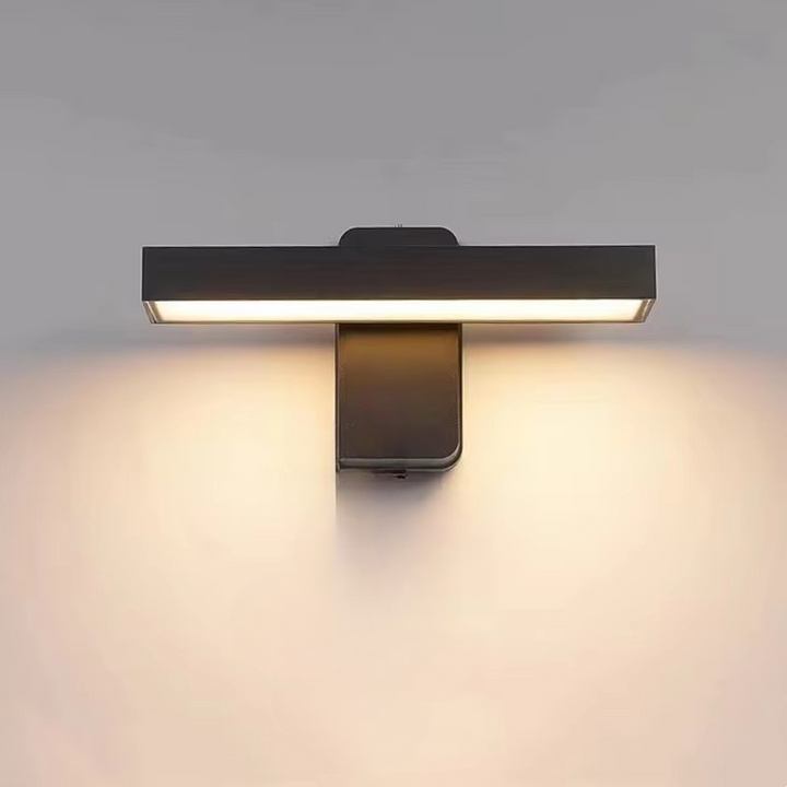 Skanto | Justerbar PIR Bevegelsessensor Utendørs Vegglampe - IP65 Vanntett, Ideell for Utvendig Inngang og Veranda
