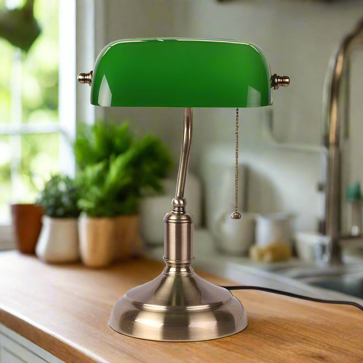 Skanto | GlassOpulence - Stilig europeisk bordlampe