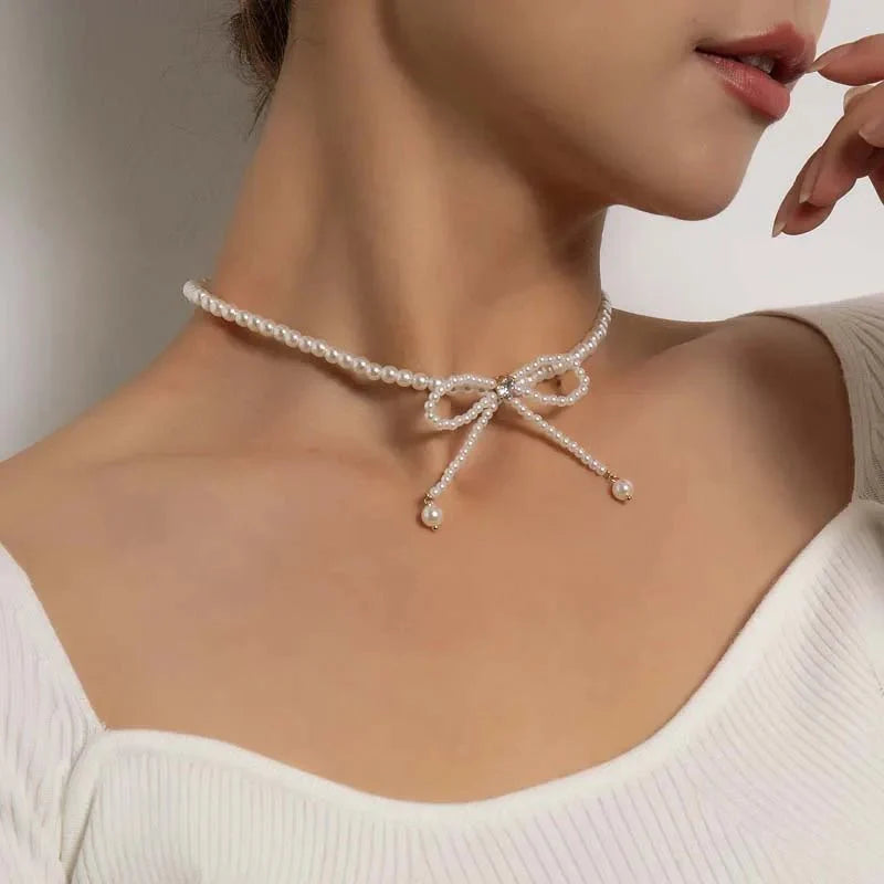 Skanto | Delikat Perle Bue Choker Halskjede