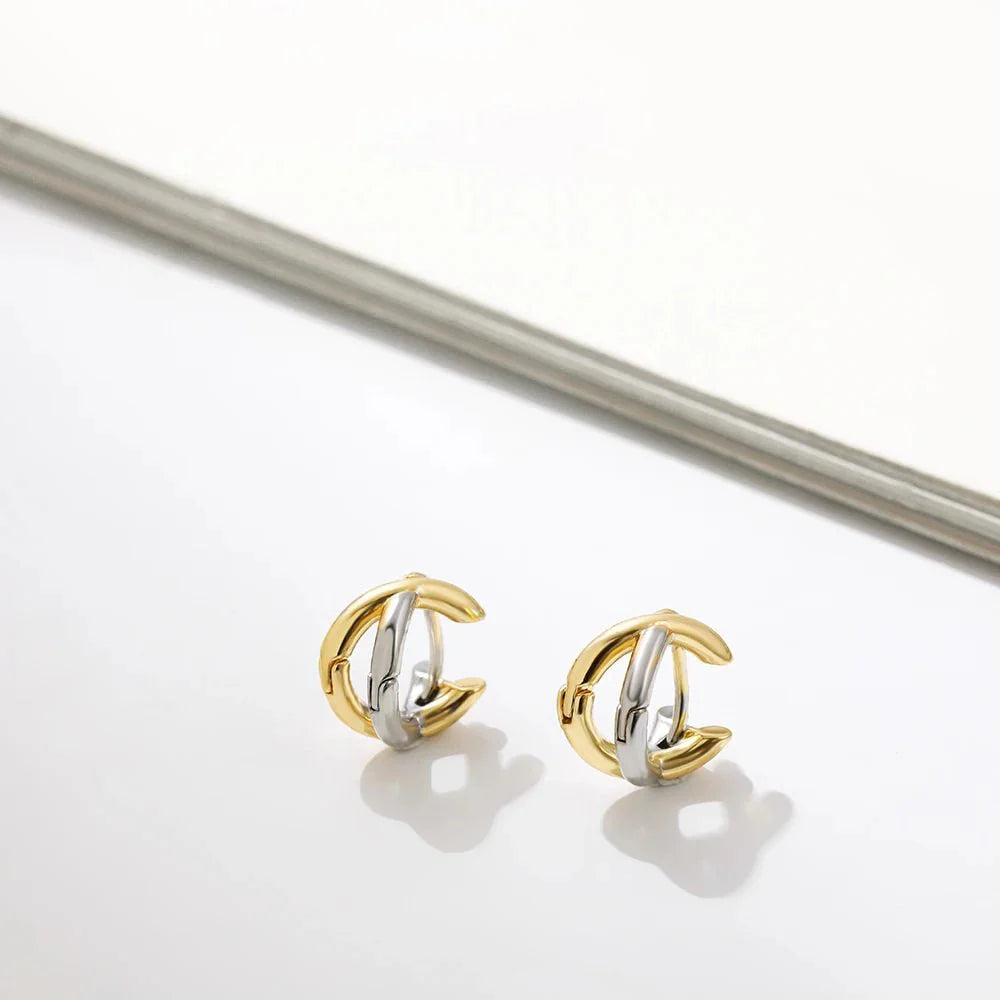 Skanto | Delicate Criss Cross Contrast Øredobber