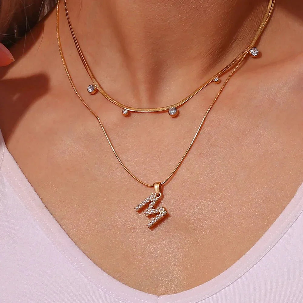 Skanto | Delikat diamant-herringbone-choker-halskjede