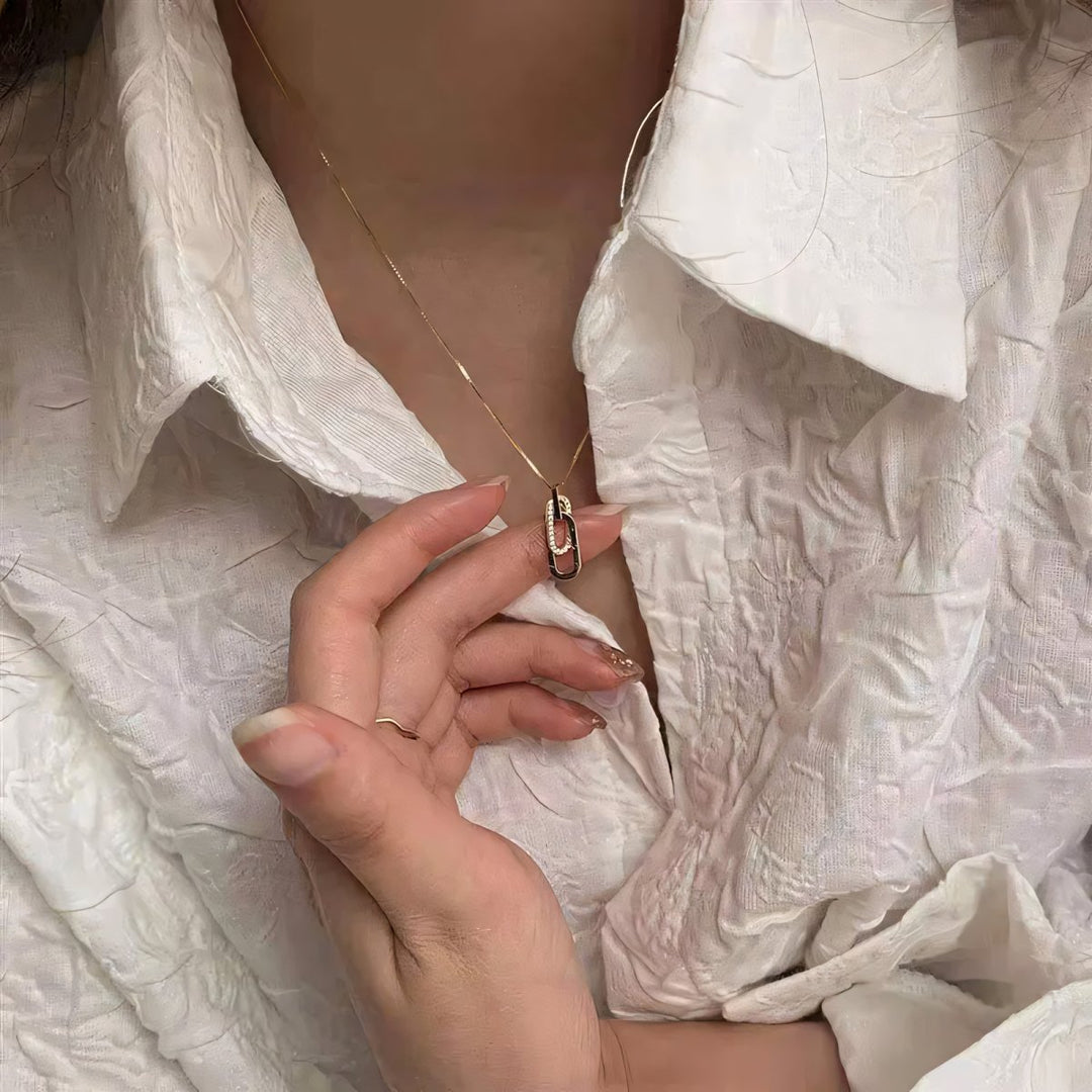 Skanto | Delikat Forever Paperclip Love Necklace