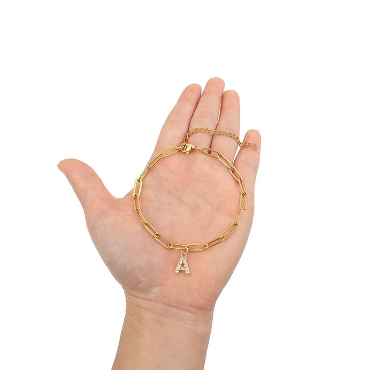 Skanto | Delikat papirklips bokstavinitial armbånd