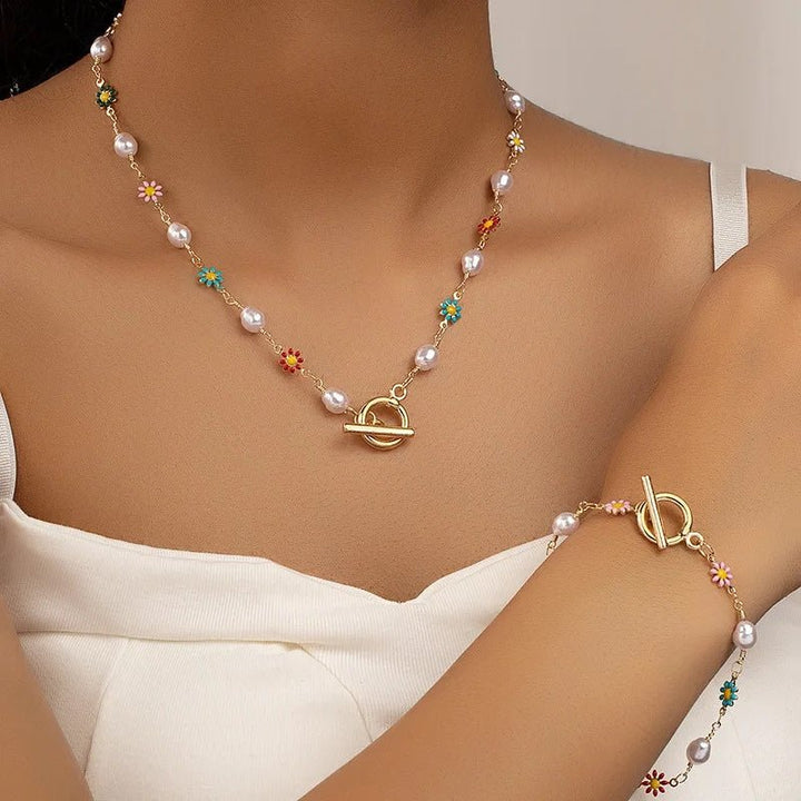 Skanto | Delikat Vår Blomster Perle Armbånd og Halskjede Sett