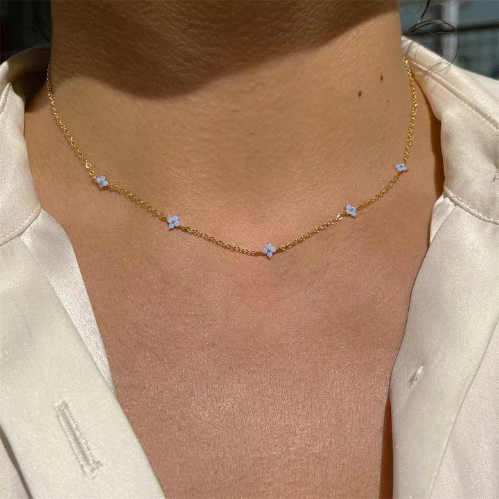 Skanto | Delikat Lite Blomsterr Necklace