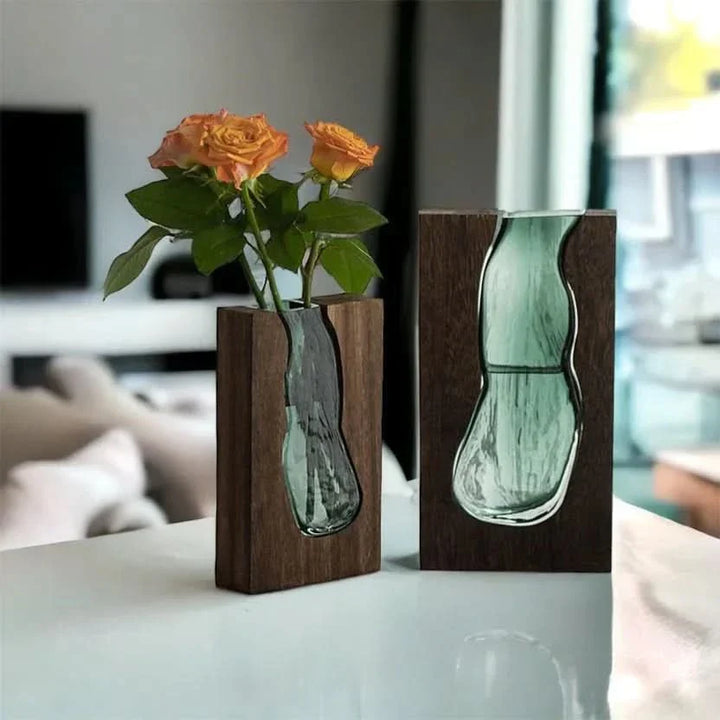 Skanto | Skandinavisk Glassvase med Treakcent for Moderne Interiører