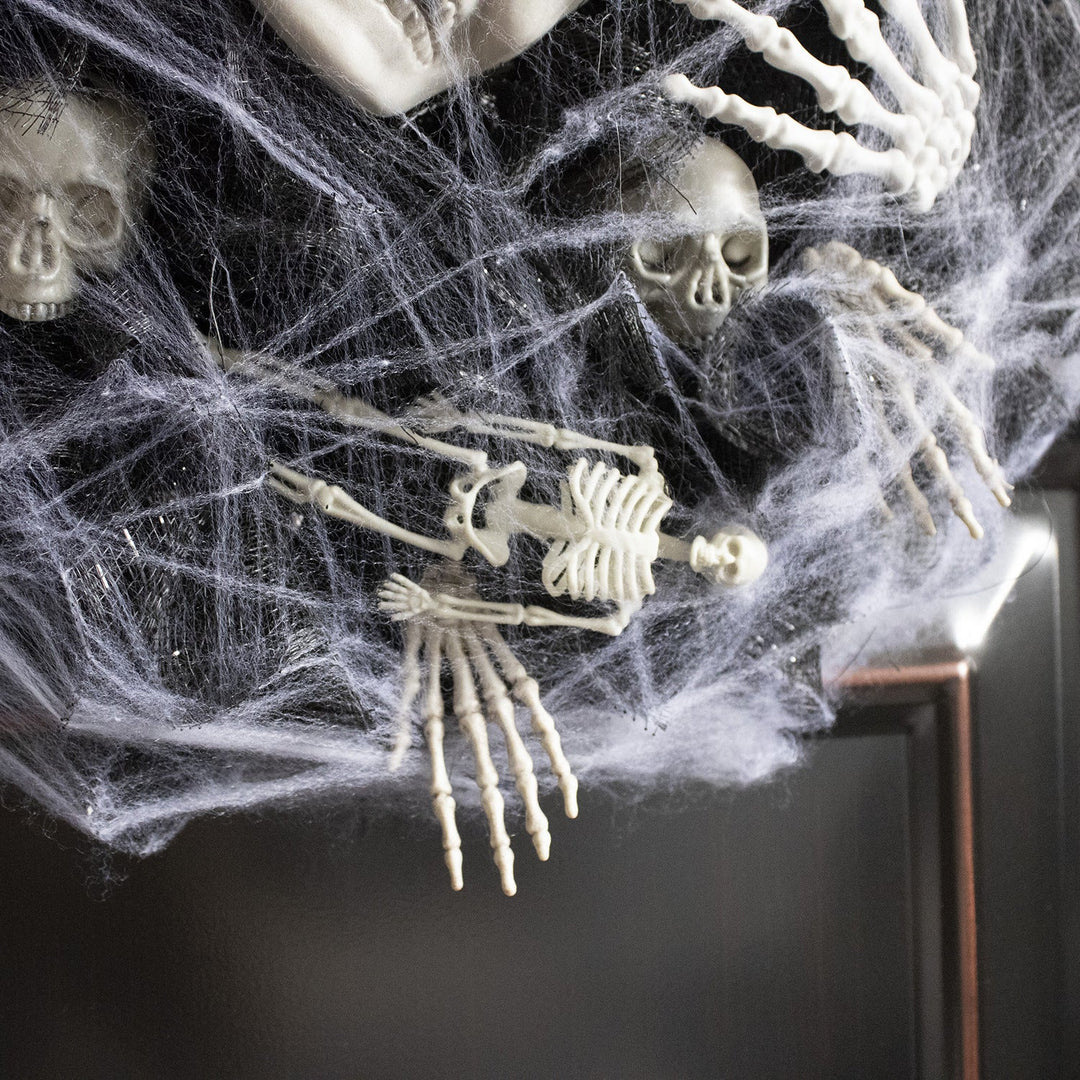Skanto | Halloween Krans – Mesh Hodeskalle Girlander for Dør- og Veggdekorasjon