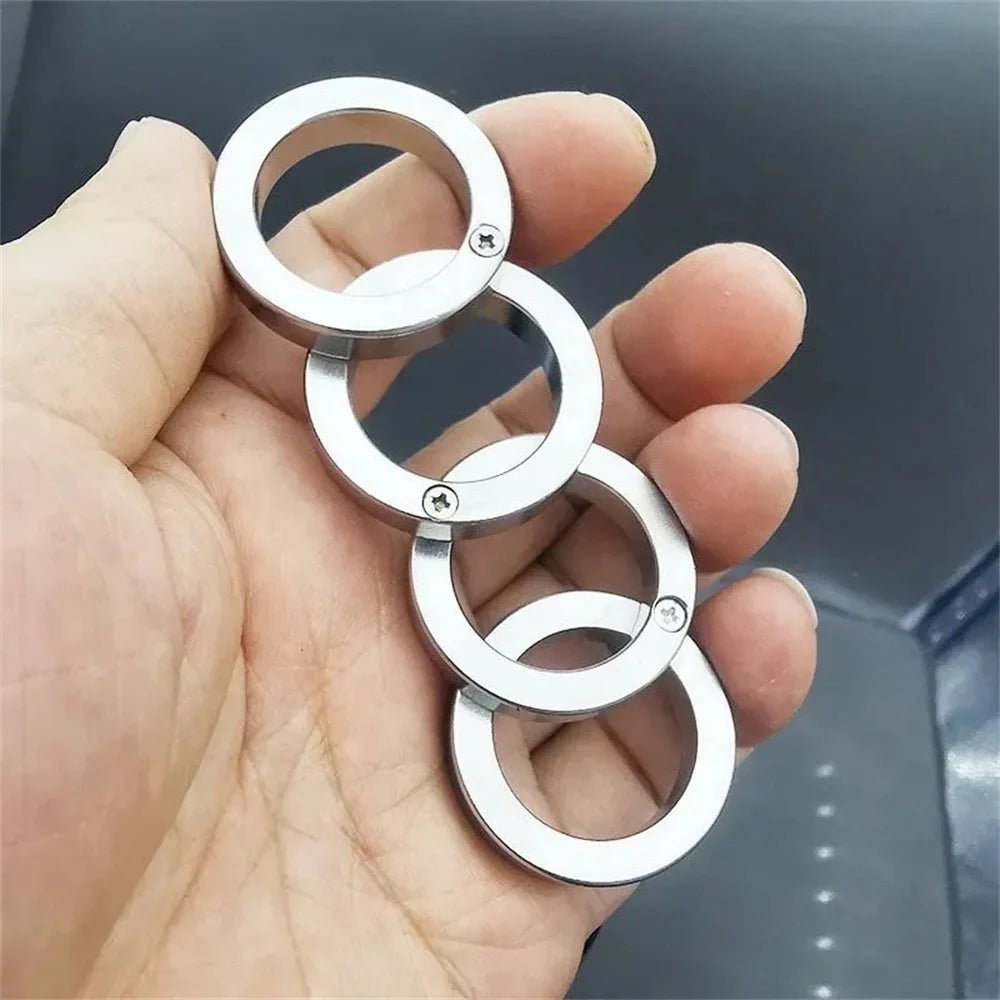 Skanto | DEFENDRING – Taktisk Foldebar Selvforsvar Ring med Rotasjonsvennlig Rustfritt Stål Design