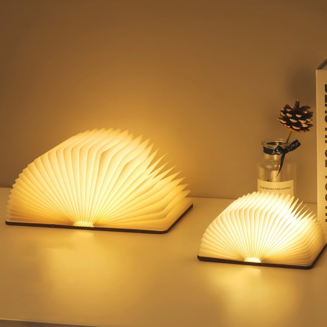 Skanto | 📖 Tre Boklampe - For Skrivebord Studie Gave Dekorasjon Lys