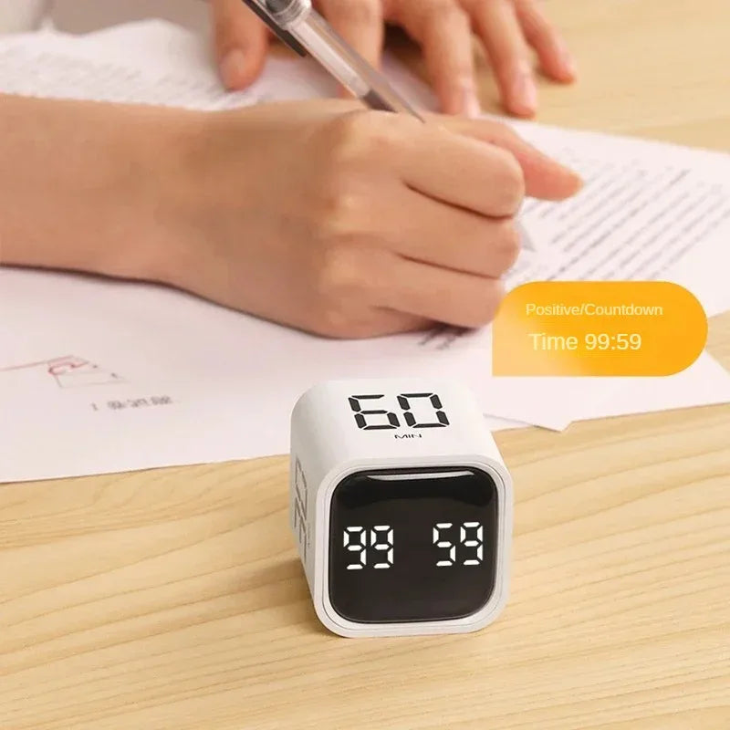 Skanto | Time Cube SlimTimer – Bærbar LED Terningtimer med Bevegelsessensor