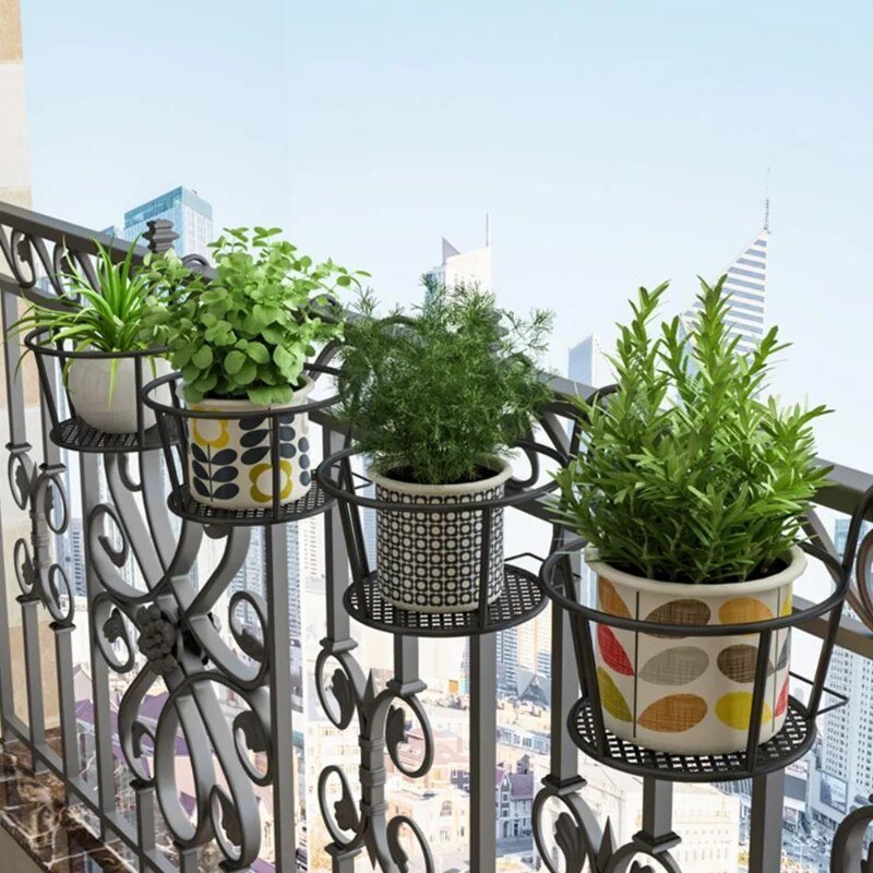 Skanto | Forvandle balkongen din - Hengende planter - Botanisk tilflukt