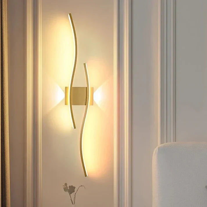 Skanto | Lumivora Wave LED Vegglampe | Moderne Bølge Design | Energisparende & Stilig | 60×15 cm | Varm, Blendingfri Lys