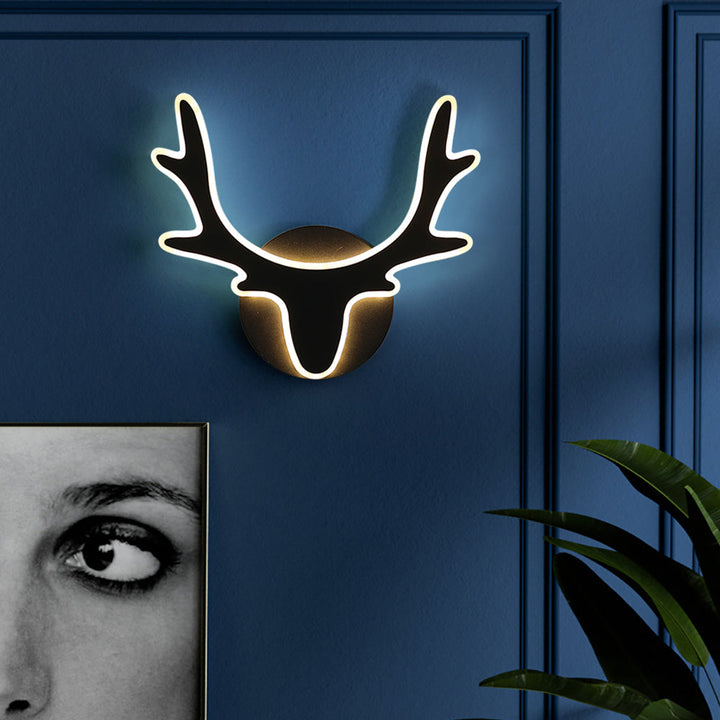 Vegglampe i skandinavisk stil med elghorn-dekorasjon, moderne LED-belysning | Skanto