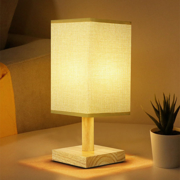 USB Bordlampe med Stoffsjcjerm - Moderne LED Nattbordlampe for Soverom og Kontor | Skanto