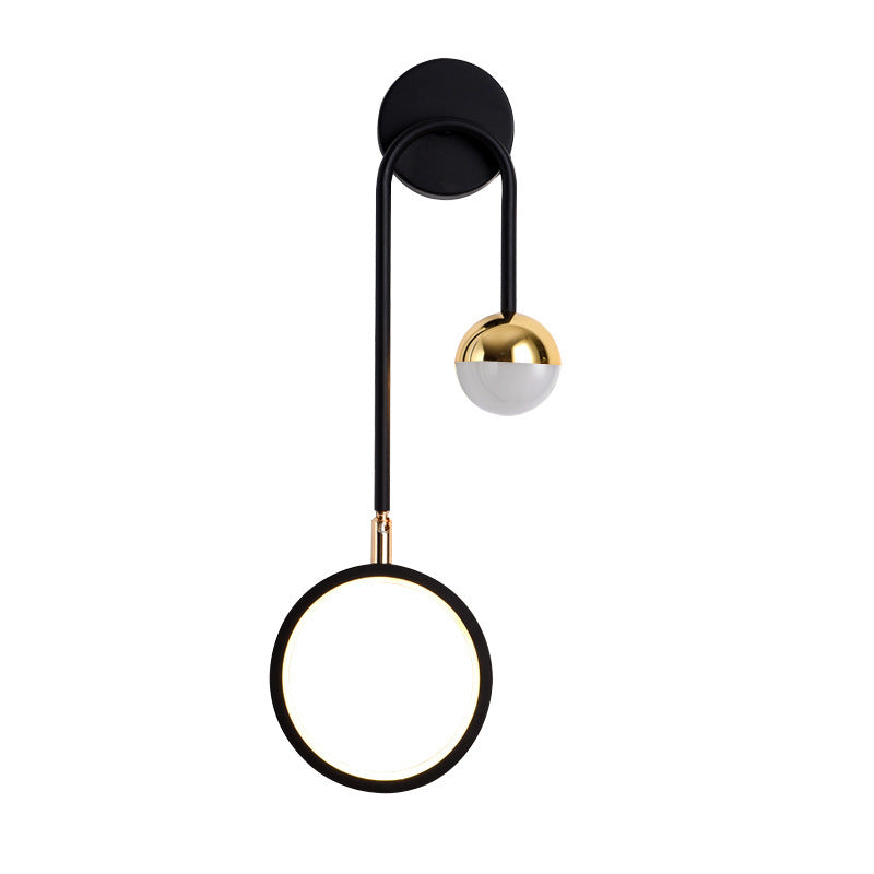 Nordic svingbar LED vegglampe for moderne interiører | Skanto