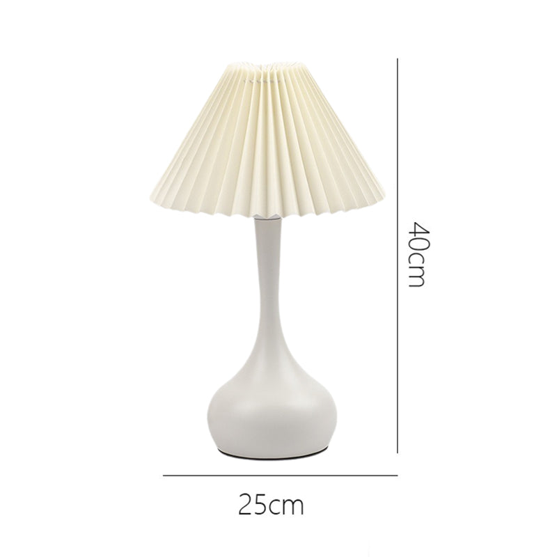 Nordisk Folds lampe med LED lys – Moderne dekorativ bordlampe for stue og soverom | Skanto