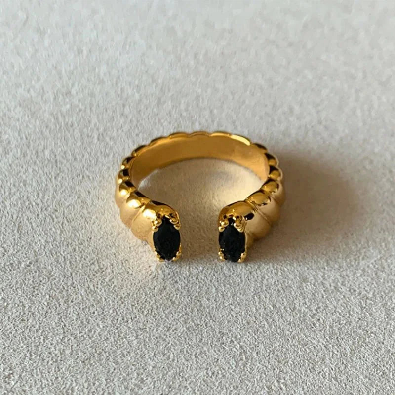Skanto | Dual Diamond Wrapped Rings