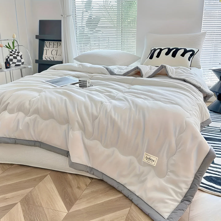 Lett sommerteppe – pustende og allsidig | For sofa, seng og reise