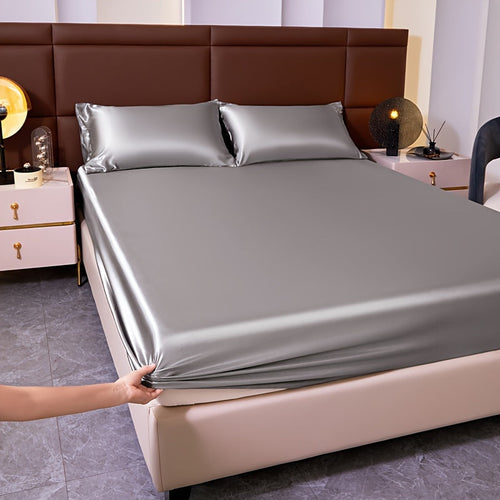 Skanto | 3-delt Satin Spannlaken-set – Inkluderer 1 spannlaken og 2 putetrekk (uten kjerne) – Myk, komfortabel og pustende sengetøy, ensfarget madrasstopp for soverom og gjesterom