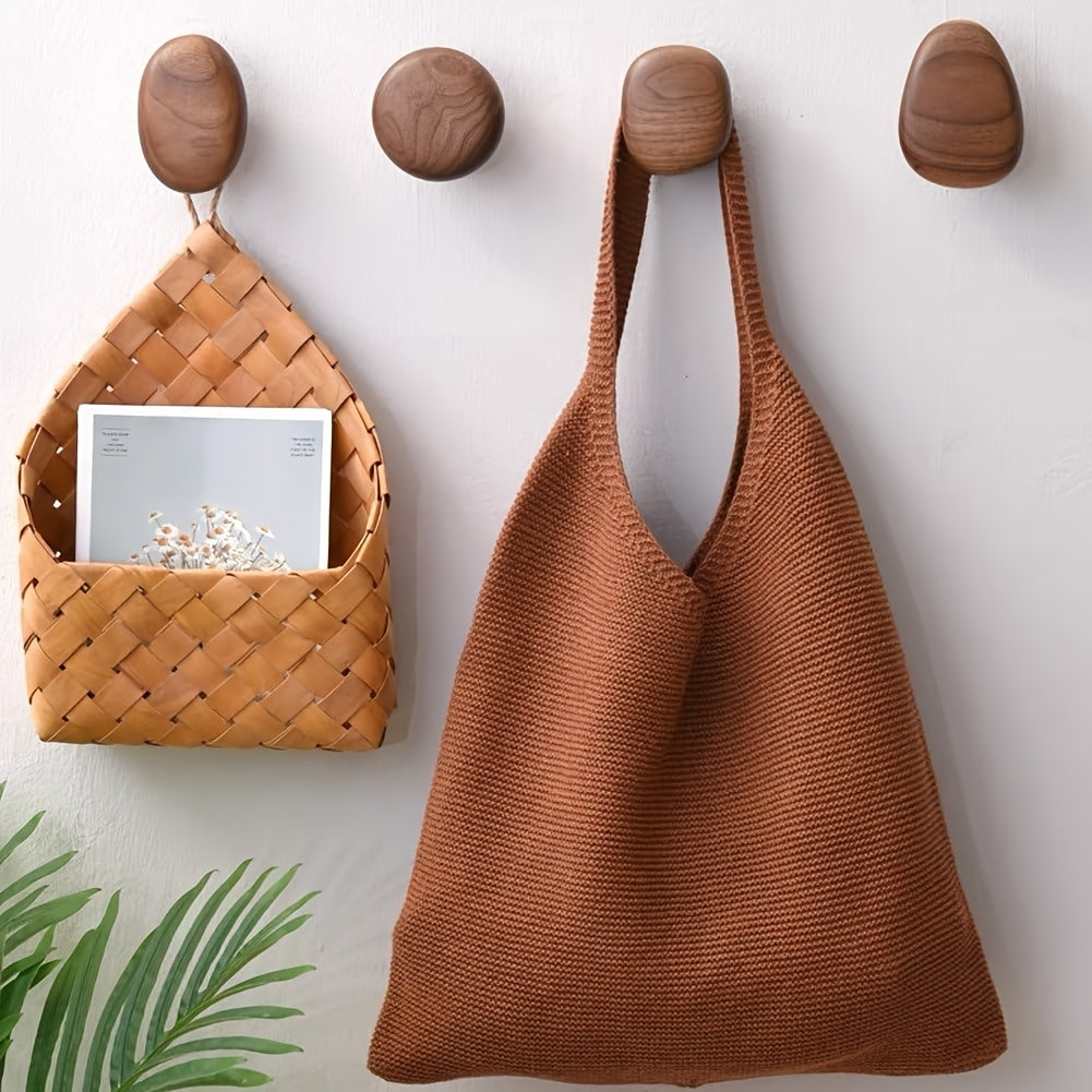 Skanto | WoodCraft Trevegghooker Sett – Håndlaget design av valnøtt og bøk tre